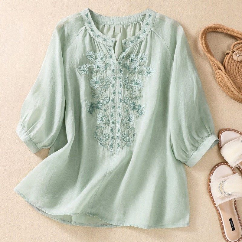 Embroidered Split Neck Relaxed Blouse with Romantic Floral Detailing