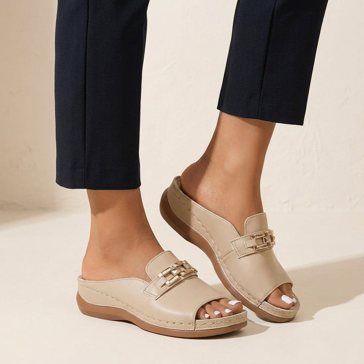 Orthopedic Slide Sandals with Chain-Link Accent