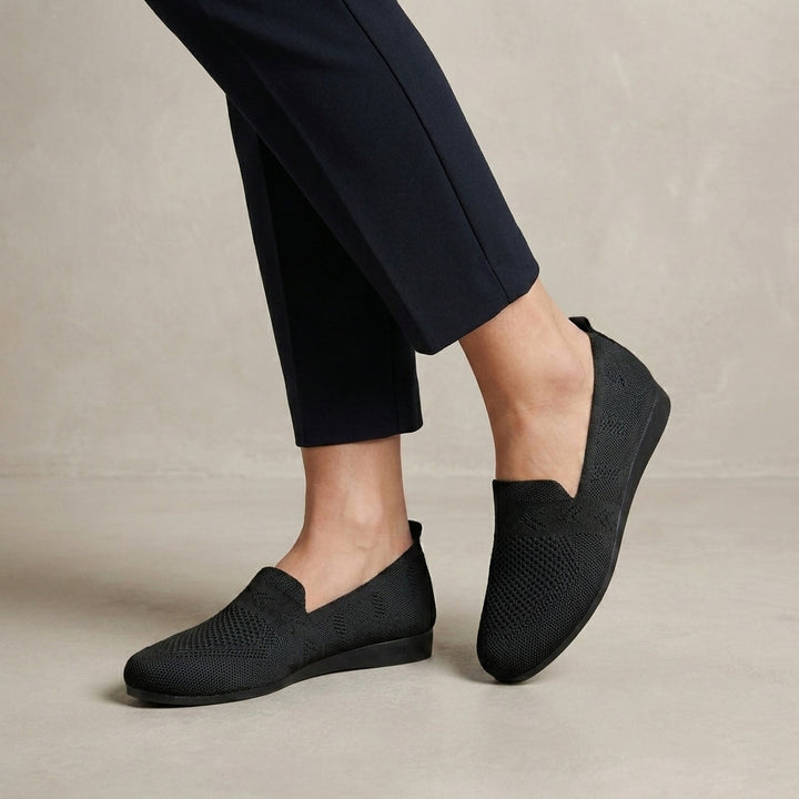 Breathable Slip On Flats with Textured Knit Design and Flexible Sole