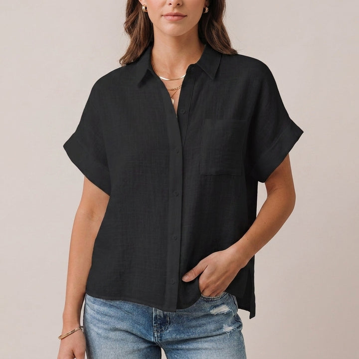 Relaxed Fit Collared Button-Up Shirt with Rolled Sleeves Design
