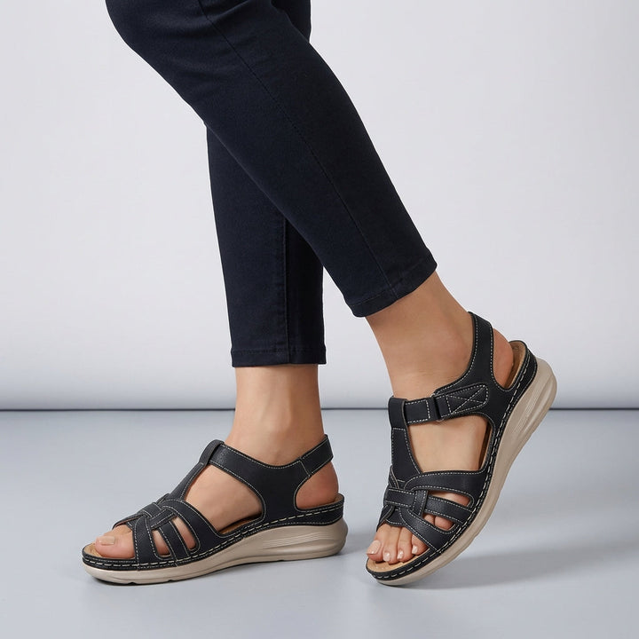 Retro-Inspired Orthopedic Wedge Sandals with Interwoven Straps