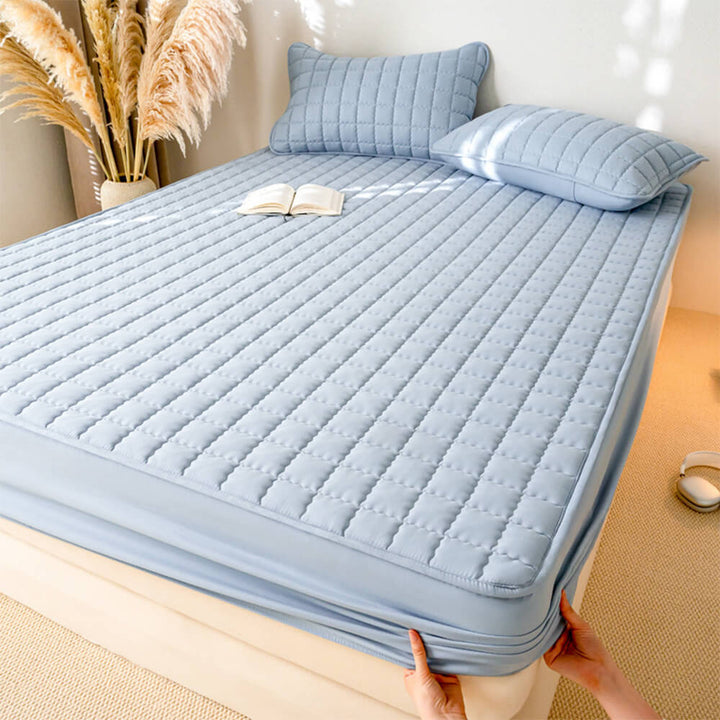 Waterproof Quilted Fitted Sheet With Elasticized Edges