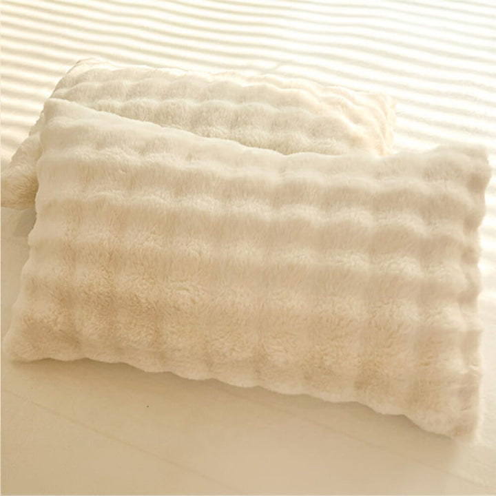 Faux Rabbit Fur Bed Sheet Set With Plush Texture