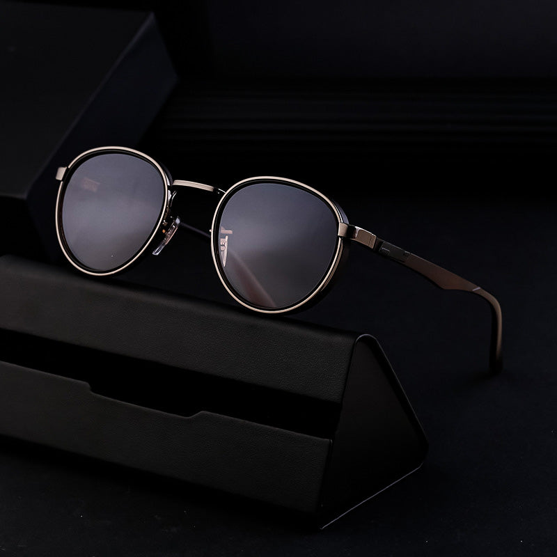 Marco Vale Retro Round Sunglasses with Metal Frame