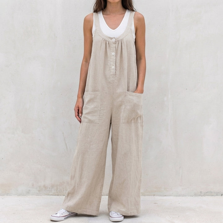 Relaxed Wide-Leg Jumpsuit with Button Front and Oversized Pocket Detail