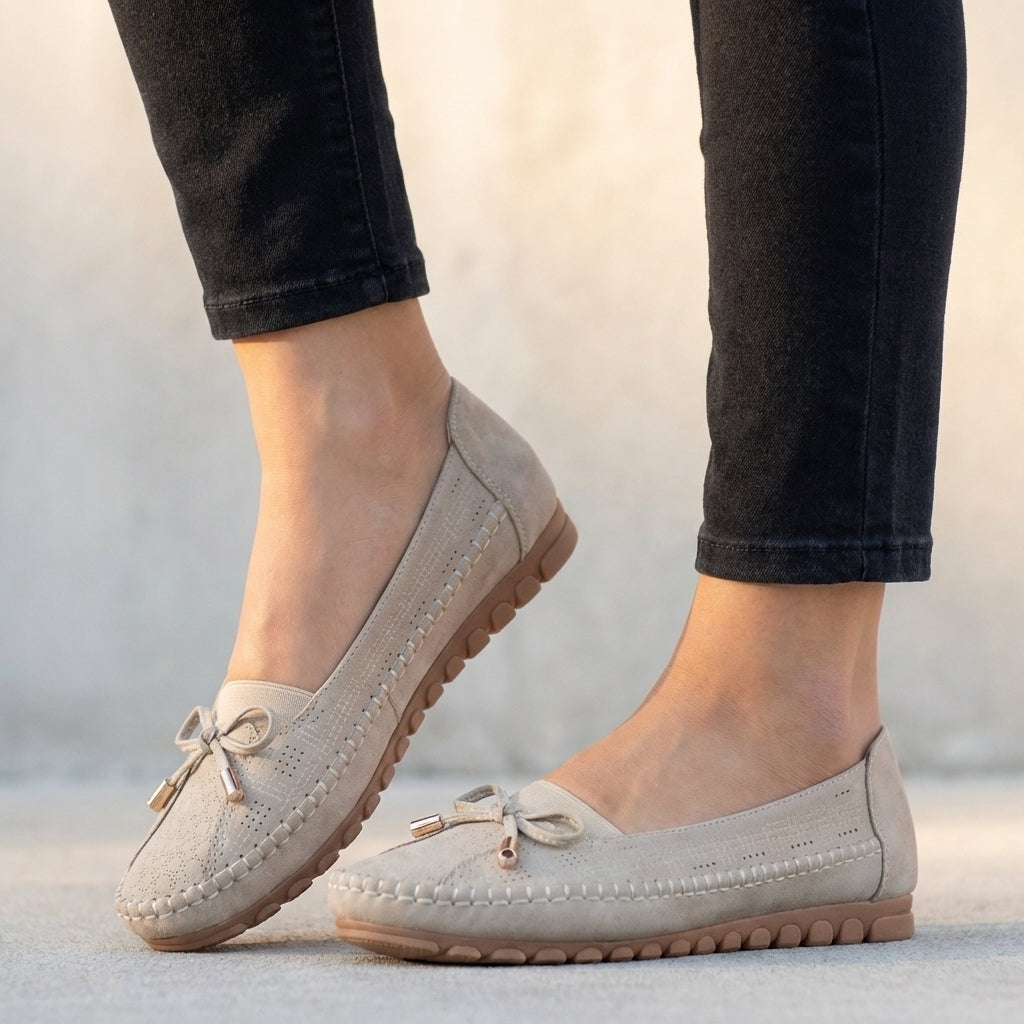 Orthopedic Loafers with Bow Accent and Moc-Toe Stitching