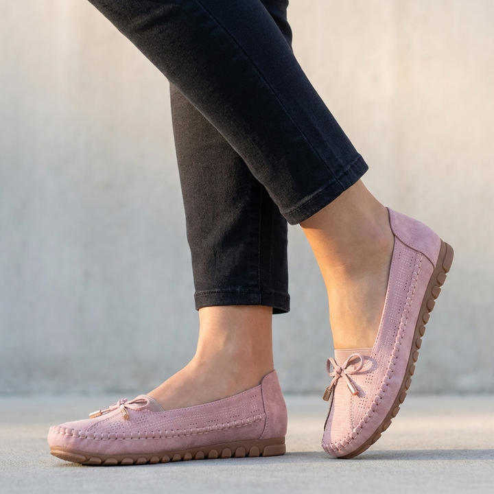 Orthopedic Loafers with Bow Accent and Moc-Toe Stitching