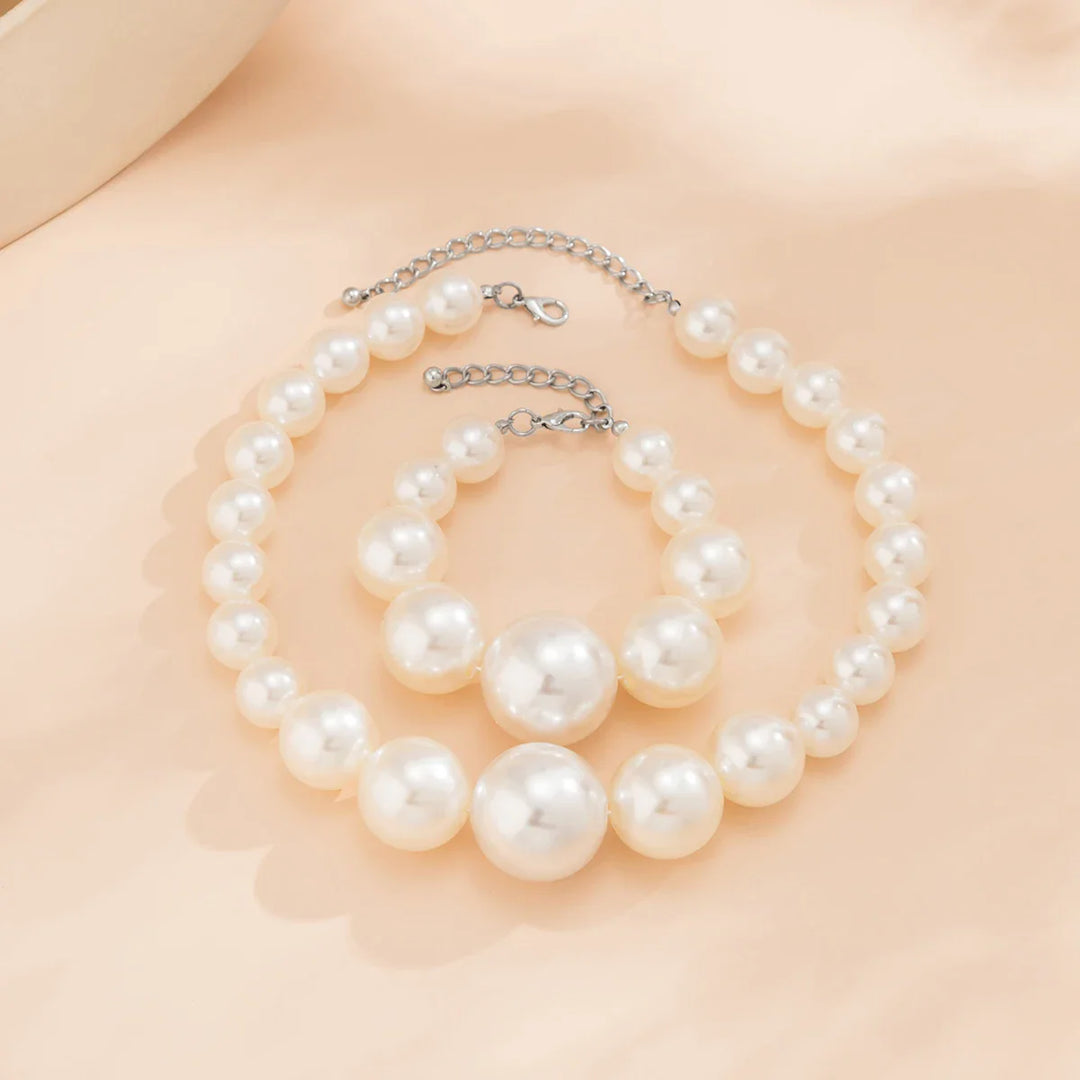 Selene Pearl Choker Set | Oversized Graduated Pearl Necklace
