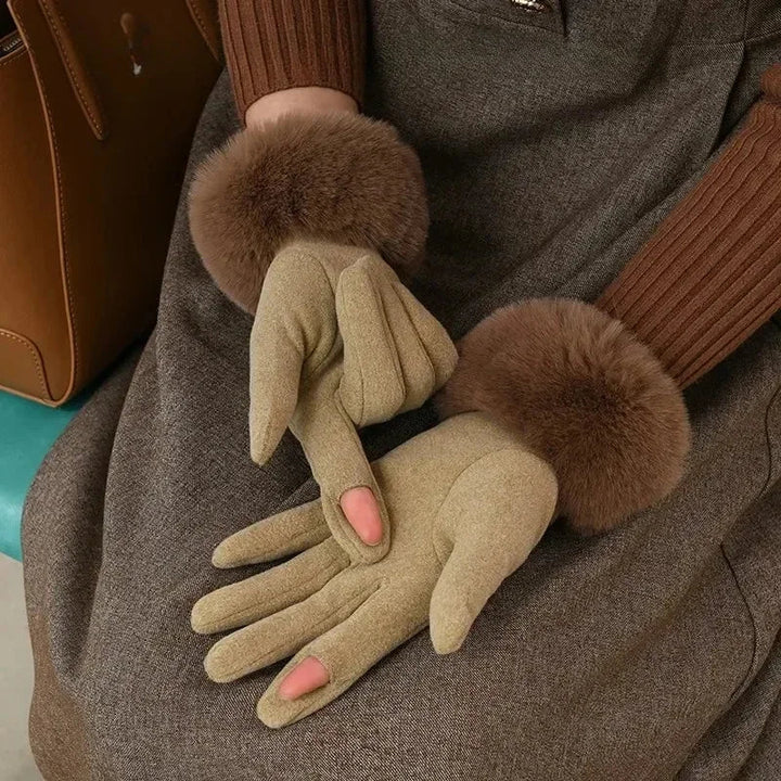 Amelia Fitted Fur Cuff Gloves | Metallic Accent Gloves