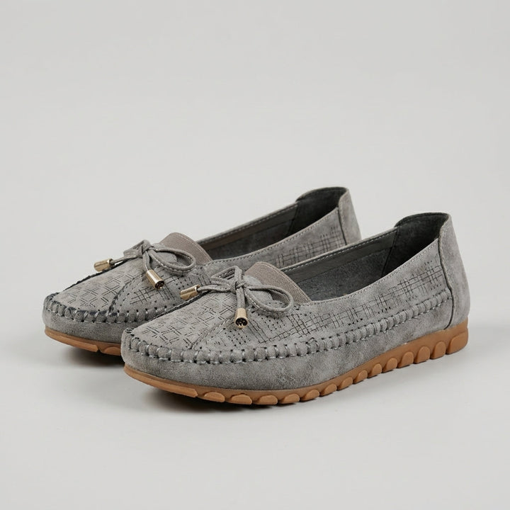 Orthopedic Loafers with Bow Accent and Moc-Toe Stitching