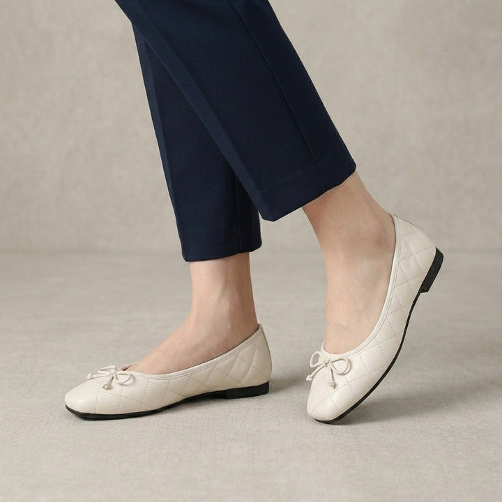 Quilted Ballet Flats with Square Toe and Delicate Bow Detail