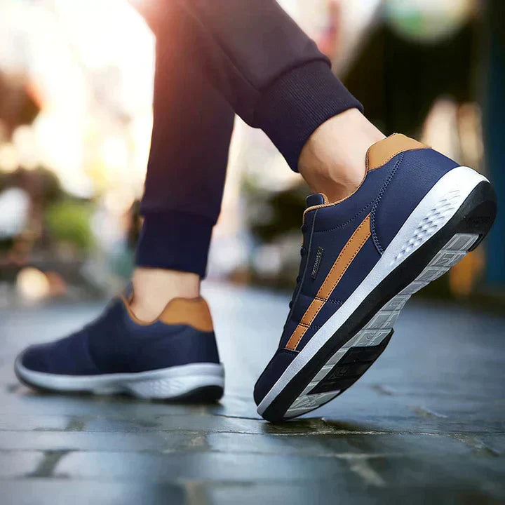 Harry Low-Top Sneakers – Lace-Up Side Stripe Design